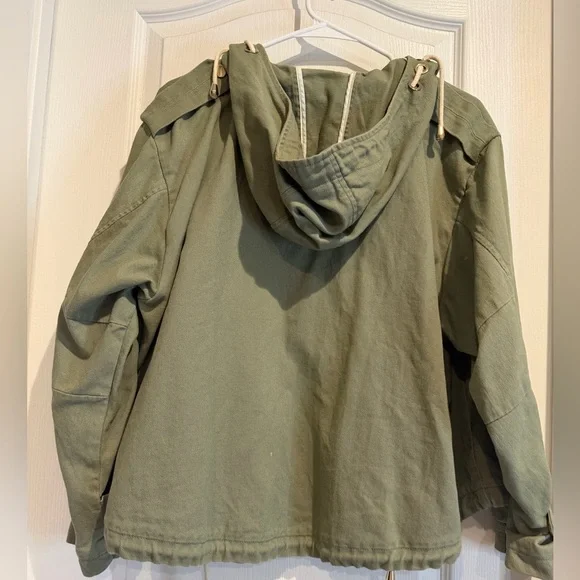 Zara Sage Green Women's Utility Jacket - Picture 5 of 7